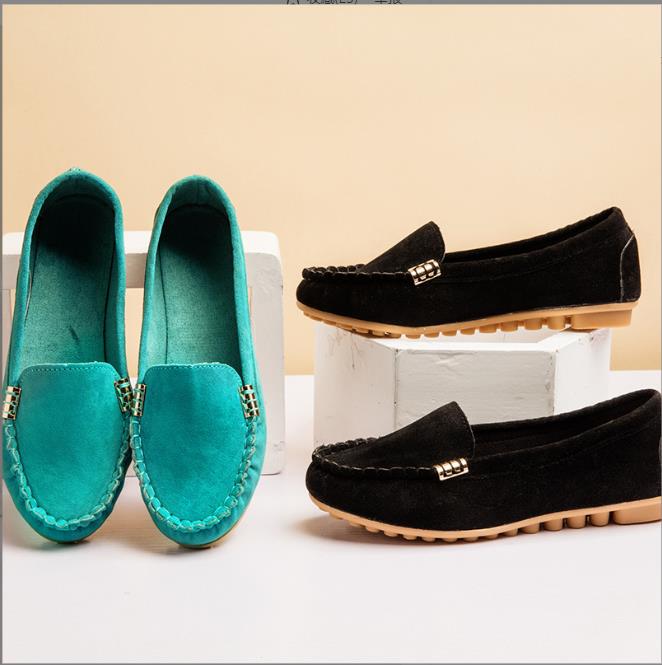 Fashion Round Toe Flat Heeled Shallow Mouthed Shoes Metal Buckle Flat Soled Women Loafers Student Beanie Casual Shoes Women's Sneakers