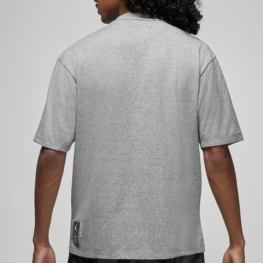 Nike T Shirts Men's Gray Crew Neck Moderate Straight Fit DM3103-010