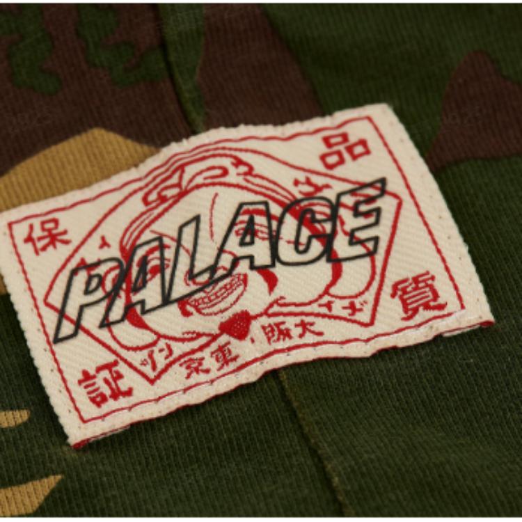 Palace Evisu Co-Branded 3.0 SS23 Camouflage Heart Print Short Sleeve T-Shirt Unisex Tops P24EVES004