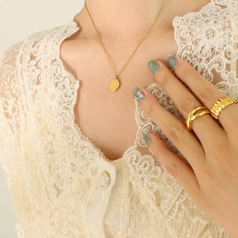 Light Luxury Brushed Irregular Adzuki Bean Letter Necklace Female Niche High-end Clavicle Chain