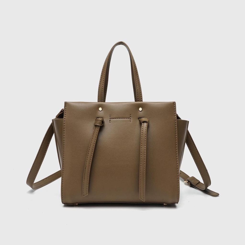 Z Familie Schultertasche mit Flügeln und Quasten - Hochwertige Umhängetasche