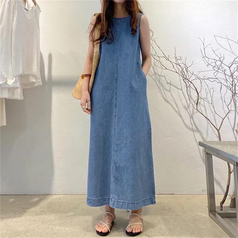 Women's Sleeveless Denim Long Skirt Dress with Pockets