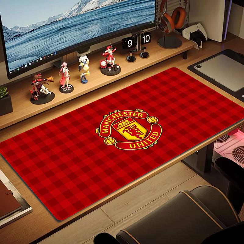 Manchester United F Large Size Mouse Pad Large Gaming Table Cushion Non-slip Laptop Tablet Big Mousepad XXL Mat Mini PC Playmat With Lock Edge