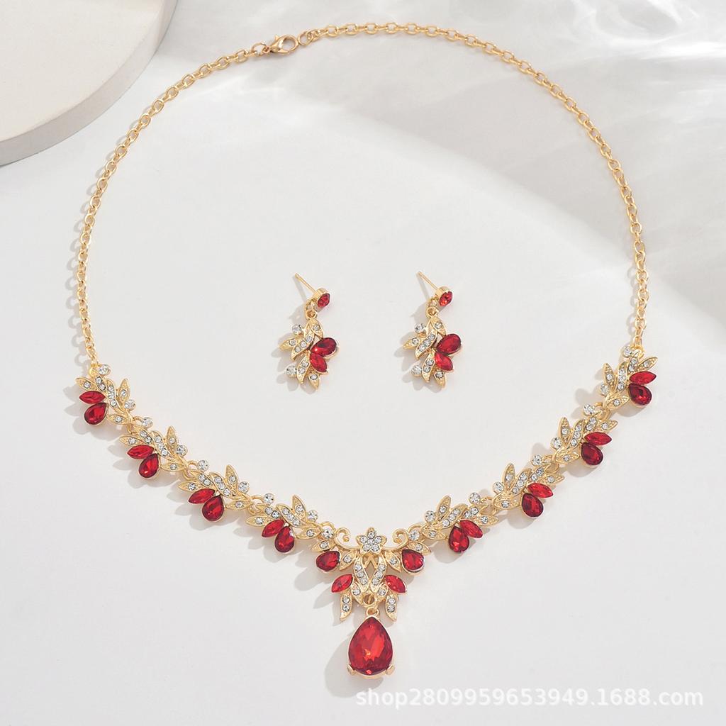 Dress Jewelry Direct Sales Necklace Earrings Two-piece Set Flower Bride Retro High-end Design Set