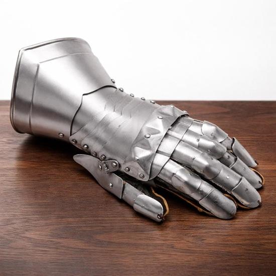 Medieval Style Metal Gauntlet Gloves Costume Armor Display