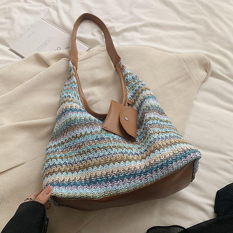Large Capacity Rainbow Straw Woven Tote Bag - Stylish Shoulder Commuter Bag with Lazy Chic Versatility