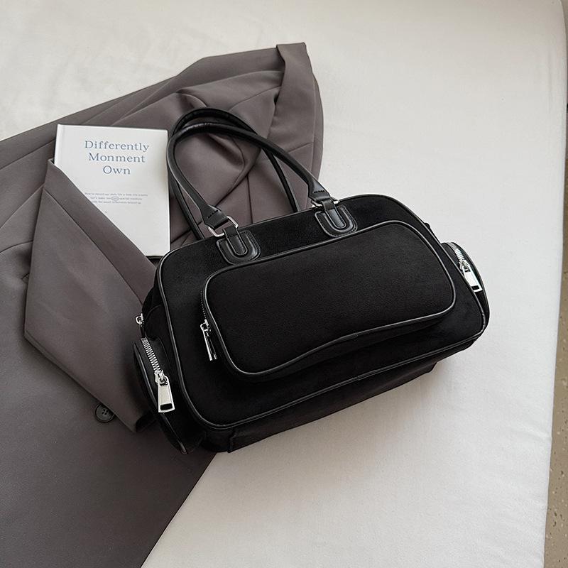 

Autumn new retro fashion casual trend portable bowling bag simple commuter shoulder bag чорний