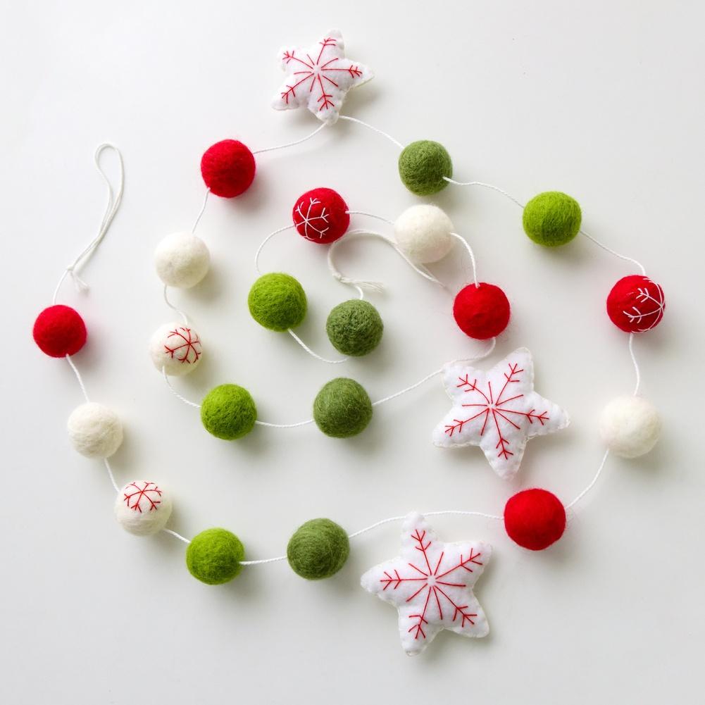 Christmas Hanging Garland with Felt Star Balls and Reindeer Ornaments Crafted from Wool Felt for Seasonal Home Decoration