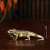 Statue d'animal Crocodile Lézard en Bronze Antique Rétro Cuivre Alligator Figure Feng Shui Maison Affaires Bureau Décorations Artisanat