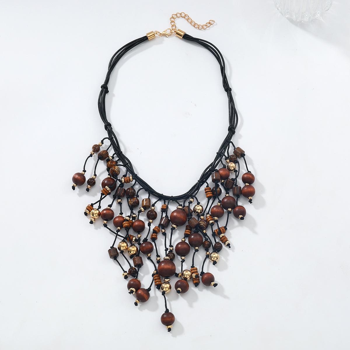 

Модне кольє для жіночих ювелірних виробів коричневий