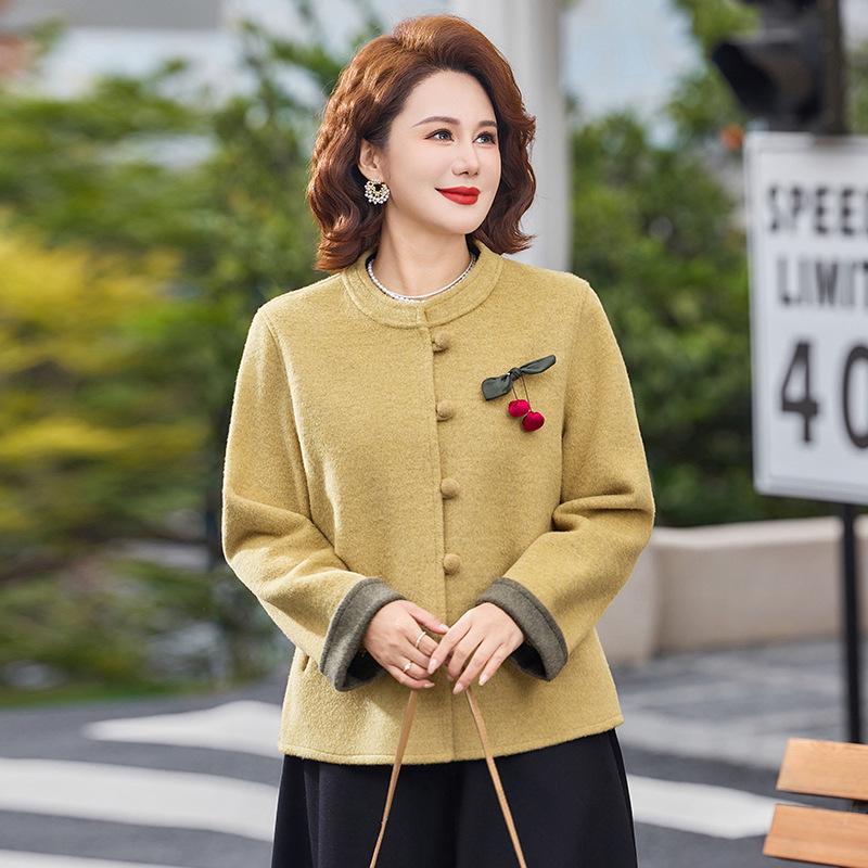 

Spring Casual Coat for Women 40-60: Stylish Top for Middle-aged & Elderly 3XL (125-140 jin)