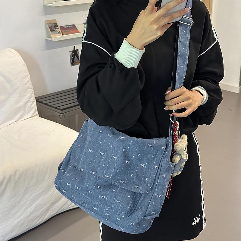 Denim Bag Women's Shoulder Bag Large Capacity Tote Bag Bow Print Commuter Crossbody Bag
