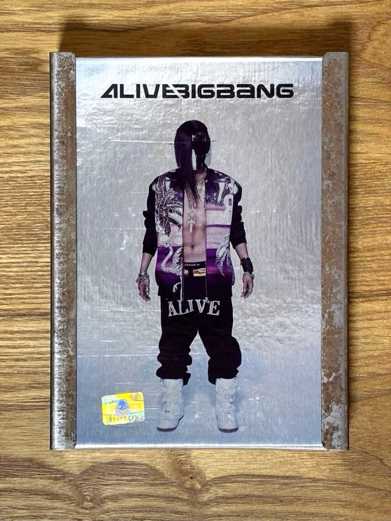 [USED] BIGBANG 5th mini album ALIVE Korean version GD ver.