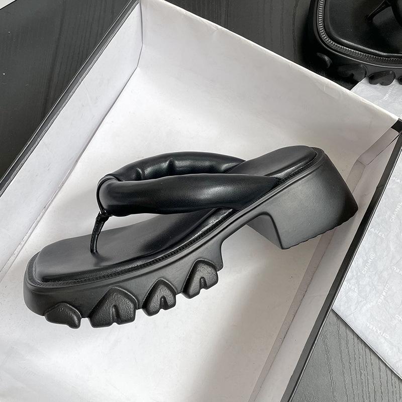 

Корейская версия повседневная мода высокие сандалии 2024 лето новый тренд пляжные защипы носок нескользящие износостойкие тапочки обувь 40 чёрный