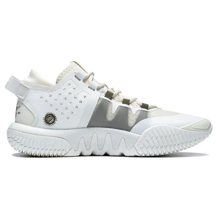 New LiNing Badfive 2 Low Anti Slip And Wear Resistant Rebound Low Top Outdoor Performance Basketball Shoes Men's Ecru ABFS003-13