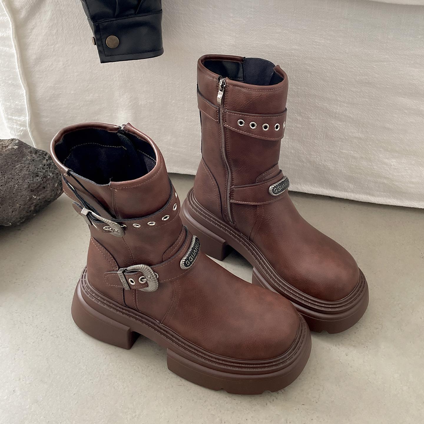 

Black British thick heel platform Martin boots women s 2025 new autumn small height increase versatile short boots 40 коричневый