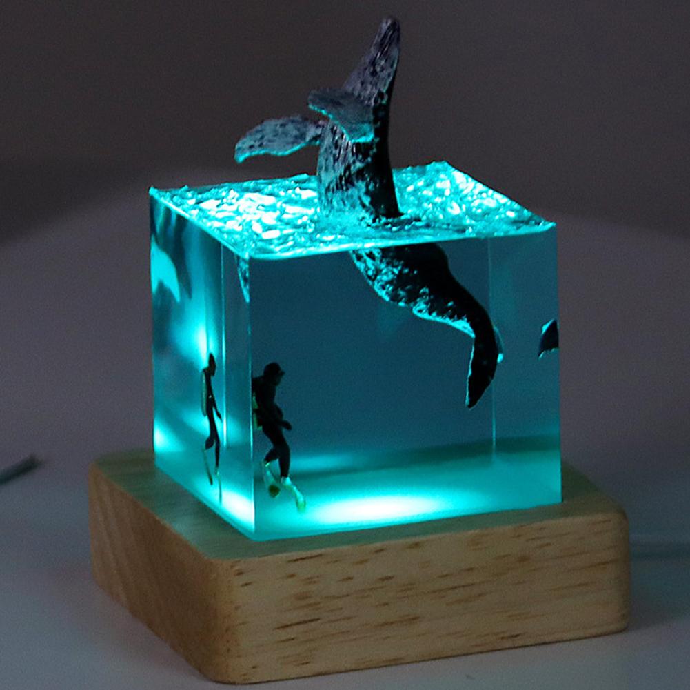 Marine Whale Cube Ornament with Light Whale Diver Ocean Decoration Beluga Killer Whale Megalodon for Desktop Bookshelf