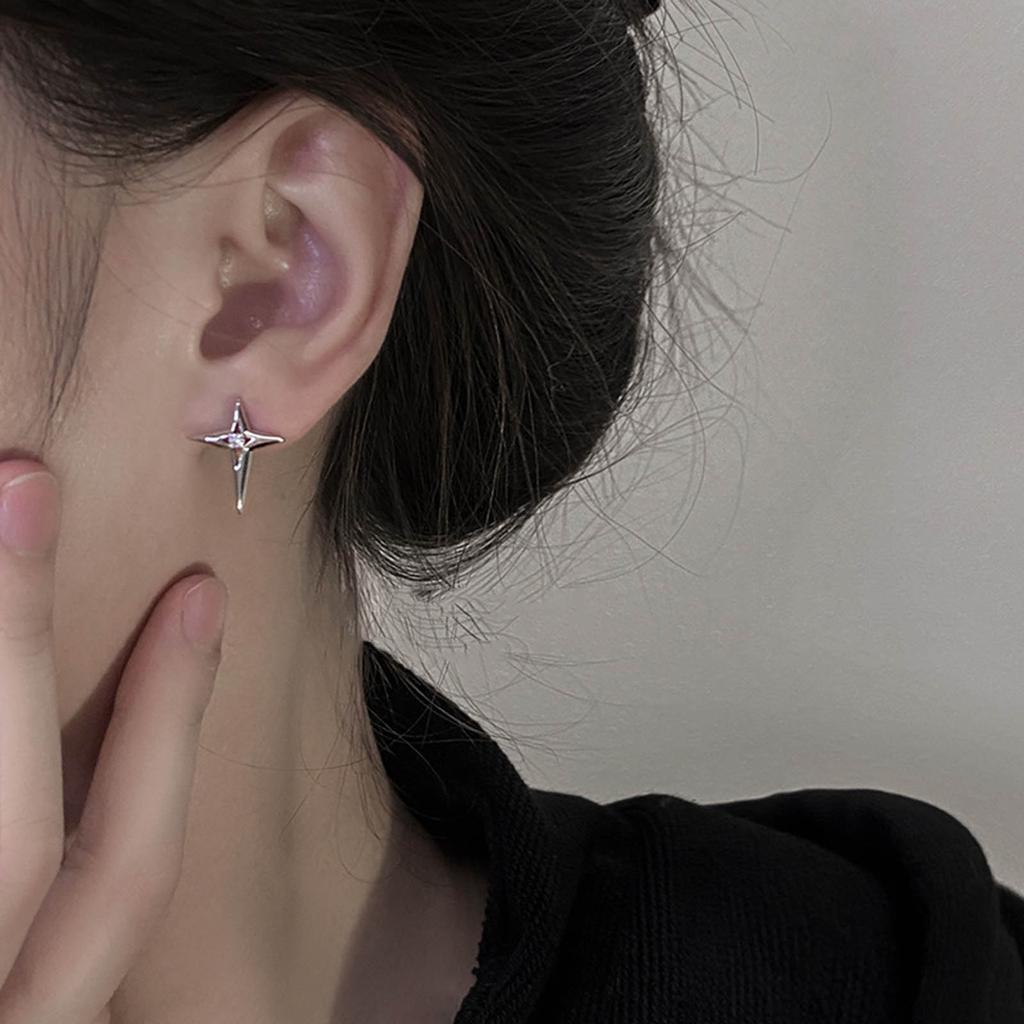 Trend Four-Pointed Star Stud Earrings Niche Design Sense Hip-hop Geometric Crossed Earrings All-matched Ear Jewelry