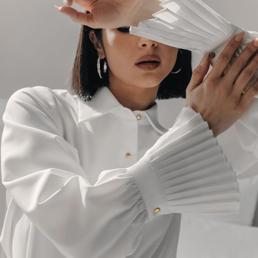 Autumn fashion design sense flared sleeves white slim-fit commuter lapel shirt European and American versatile simple shirt women's clothing
