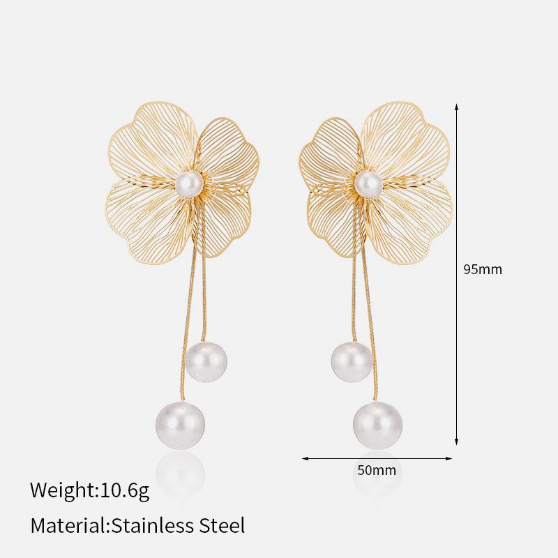 European and American metal three-dimensional flower stud earrings women's sweet and cool ins wind flow Su gold-plated stainless steel earrings earrin