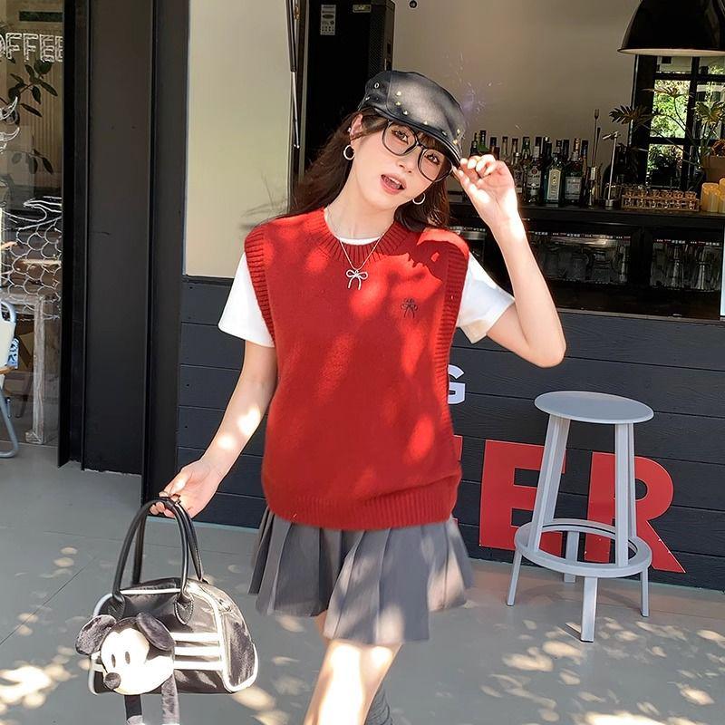 Women's Knitted Sweater Vest - Spring/Autumn 2024 Petite Sleeveless Layering Top