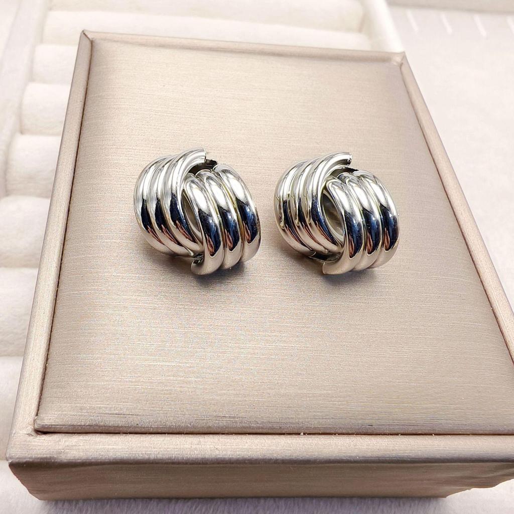 Gold-Tone Geometric Twist Earrings: Fashionable and Versatile Multi-Layer Braided Earrings for Women.