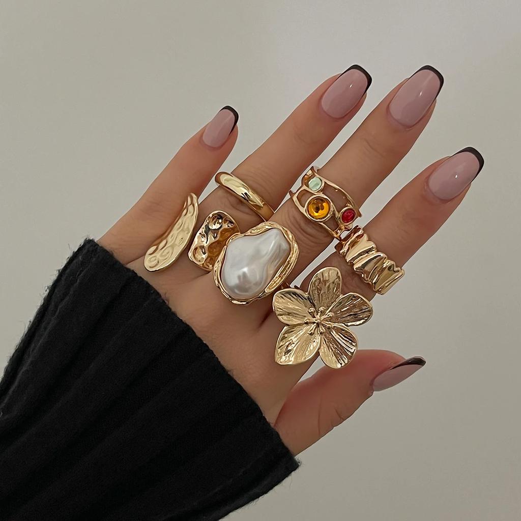 New Irregular Exaggerated Metal Flower Open Rings Women Elegant Baroque Imitation Pearl Ring Jewelry Accessories