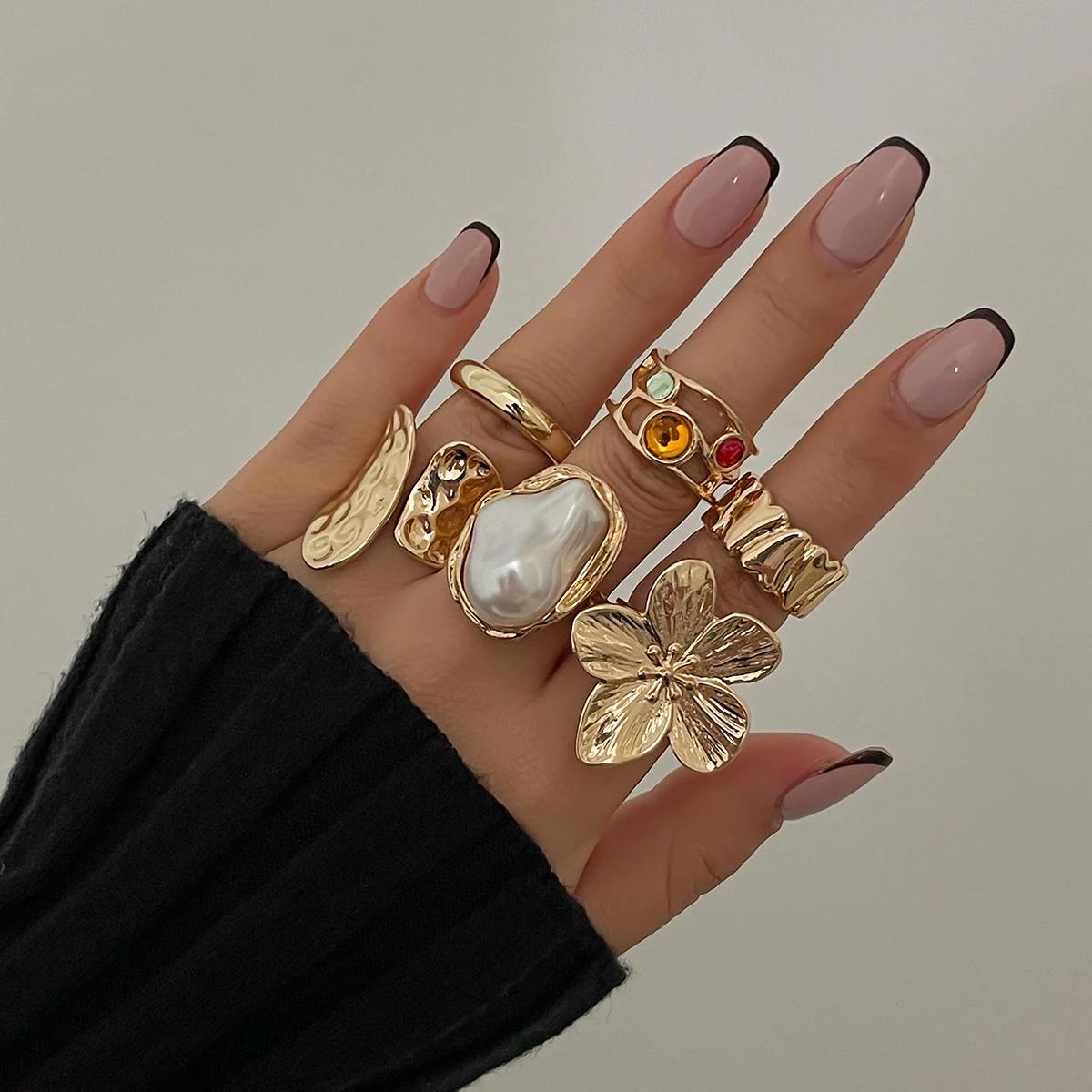 

New Irregular Exaggerated Metal Flower Open Rings Women Elegant Baroque Imitation Pearl Ring Jewelry Accessories