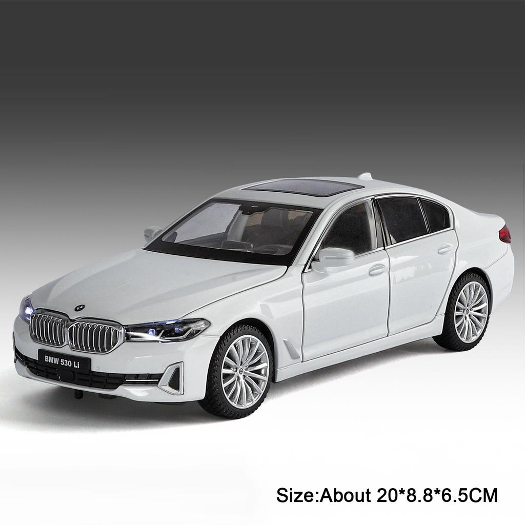 1:24 Scale 530LI 760LI Car Model Toy Alloy Body Rubber Tires Sports Cars Wheel Steering Shock Absorption Models Decorative Gifts