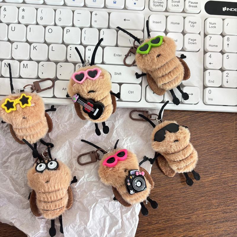 Creatividad Dibujos Animados Cucaracha Muñeca Peluche Llavero Divertida Cucaracha Muñeco Relleno Peluche Juguete Colgante Mochila Decoración Accesorios