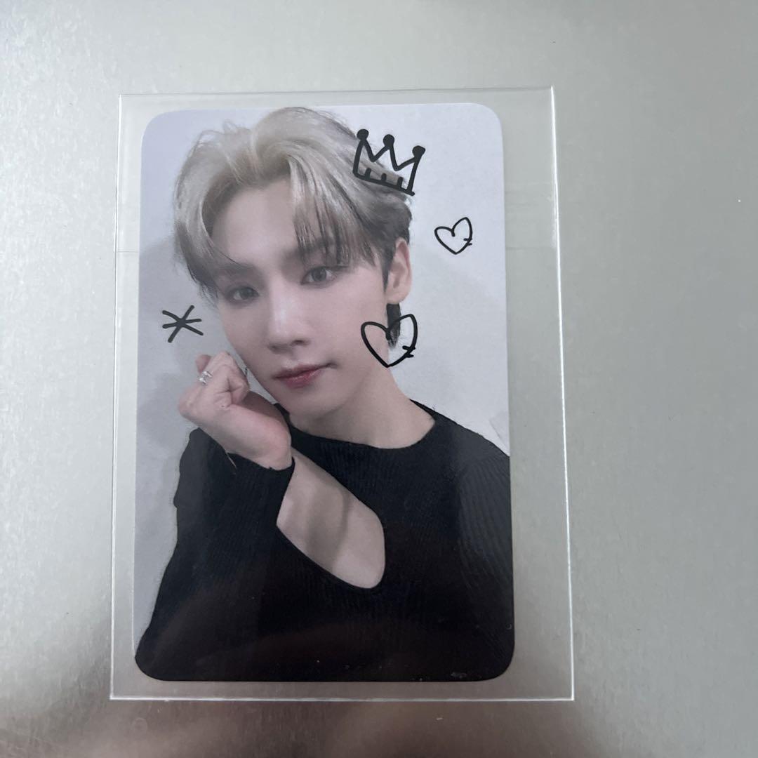 

[USED] AB6IX Un trading card