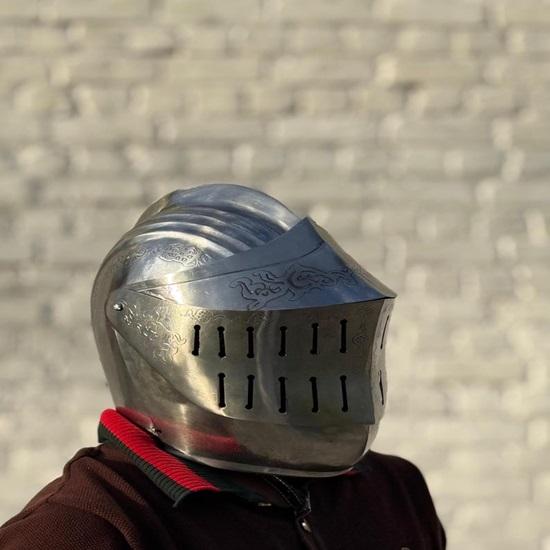 Etched Steel Medieval Knight Helmet Cosplay Renaissance Armor