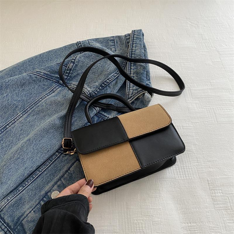 Niche design plaid contrasting color shoulder messenger bag women's 2025 autumn new versatile checkerboard small square bag