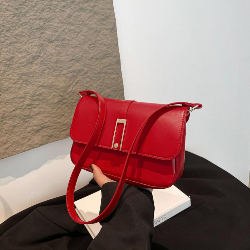 Elegant Modern Small Crossbody Bag For Women With Durable Lock And Soft Finish