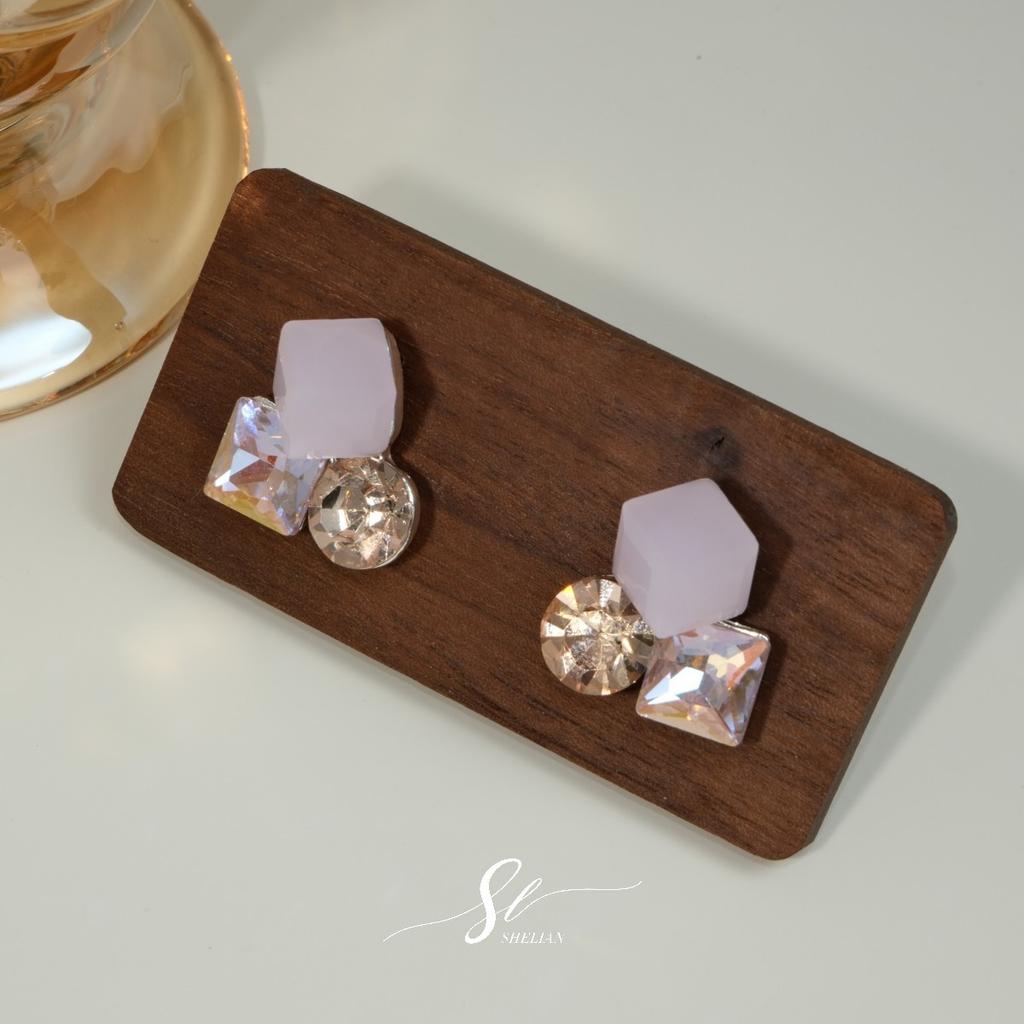 High version super flash sea salt blue ice crystal sugar cube earrings light luxury niche color temperament earrings unique and beautiful earrings