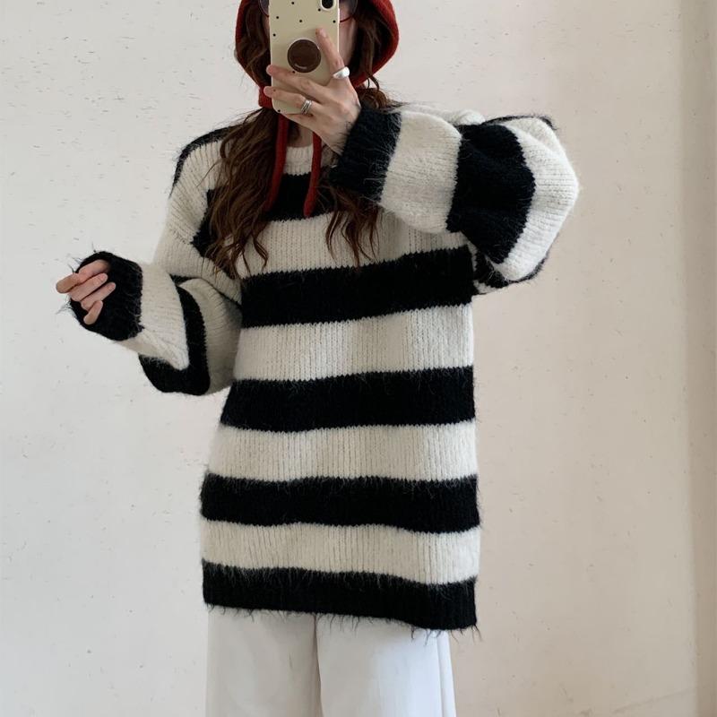 Contrasting color striped knitted sweater women's autumn and winter new lazy style casual soft waxy round neck large size thick pullover sweater