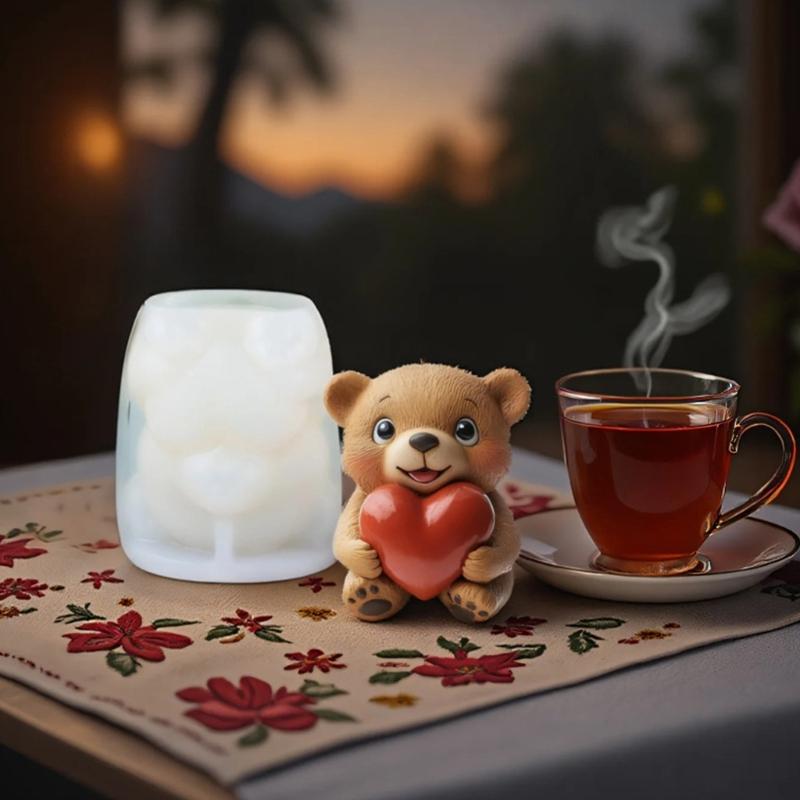 Detailed Balloon Bear Silicone Mould with Carving for Candle and Soap Making Enhances Artistic Value