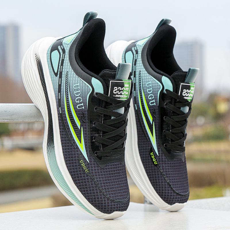 22. Running Shoes, New Ultra-light Soft-soled Sports and Leisure Shoes, Breathable Mesh Spring and Autumn Student Travel Shoes