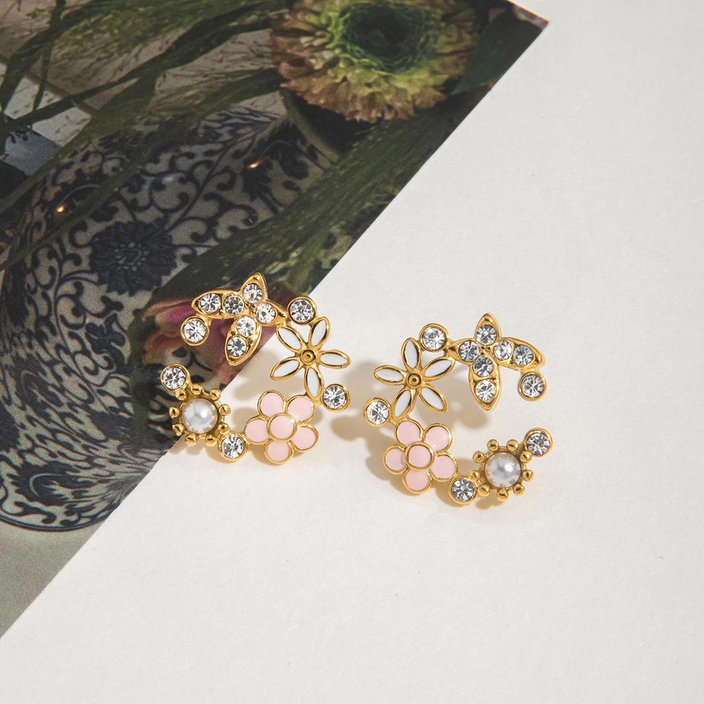 Sweet and romantic design 18K gold pearl with diamond butterfly white drip flower earrings