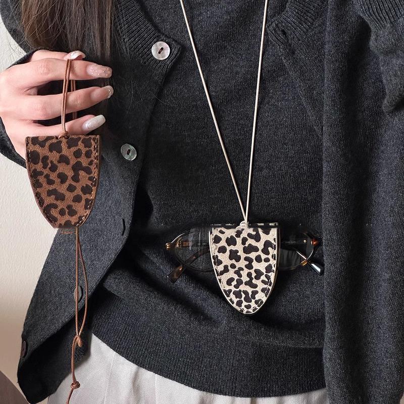 Leather Triangle Glasses Case Cute Designer Glasses Pouch Leopard Print Glasses Bag Magnificent Magnetic Eyewear Case For Social