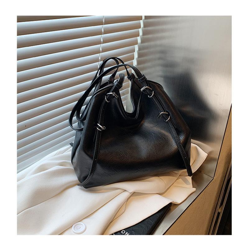 Tooxika New Retro Large Capacity High-end Commuter Bag For Women Simple And Versatile Shoulder Bag