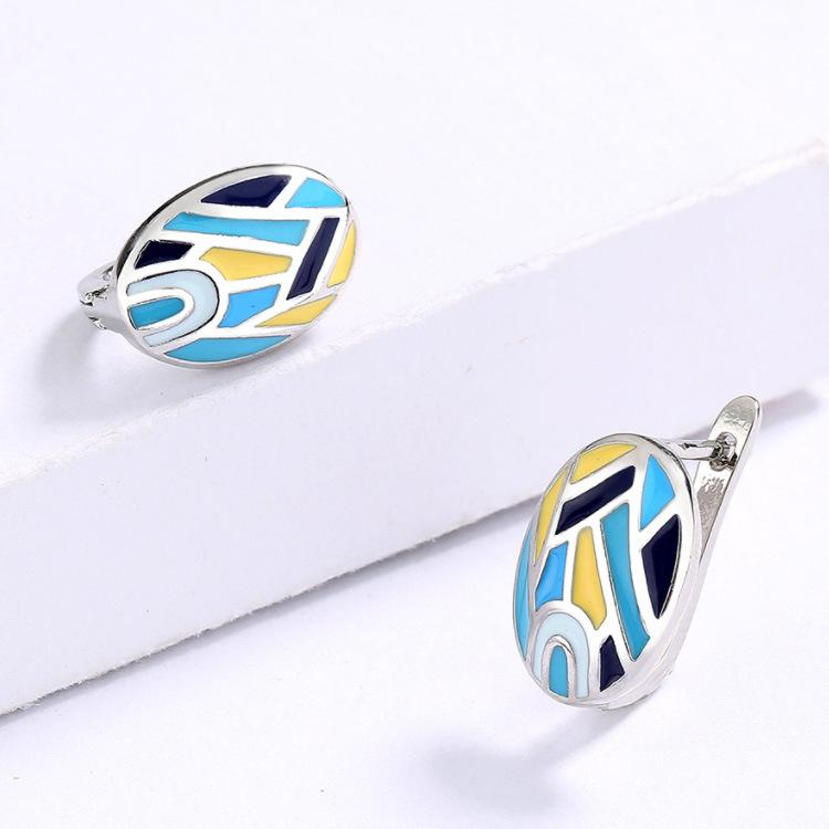 Classic Lady Earrings Irregular Colored Letter Studs Fashionable Casual Everyday Earrings