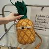 Nuova borsa personalizzata con stile ananas piccola fresca da ragazza letteraria borsa a tracolla messenger borsa a cilindro con catena borchiata