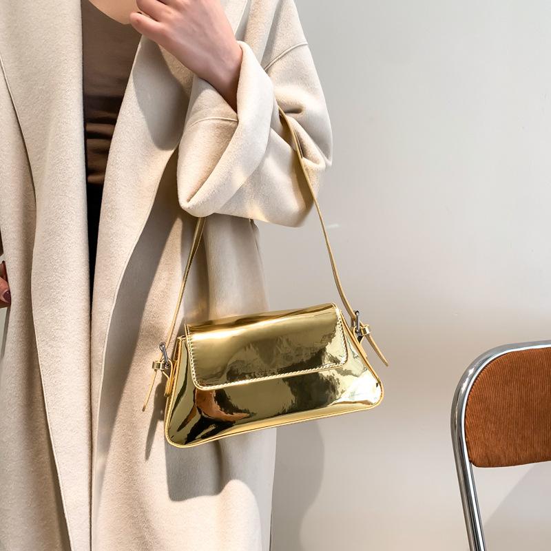 Advanced and Westernized Women's Bag Trendy and Fashionable Crowd Crossbody Bag Women's One Shoulder Underarm Bag