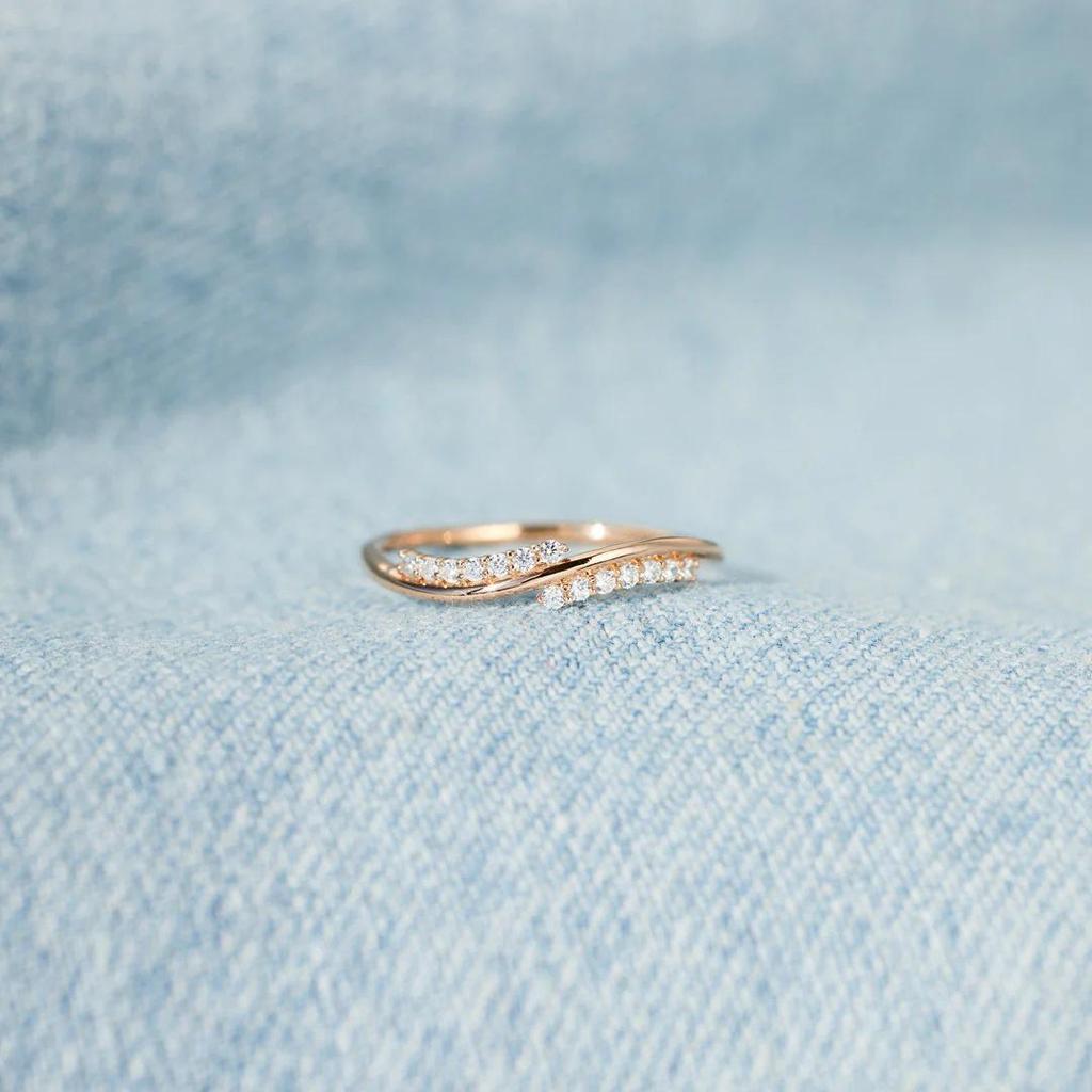 S925 Sterling Silver Rhinestone Wave Ring: European & American Style Luxury Index Finger Ring for Women