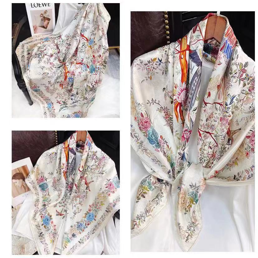 Eleganti Foulard di Seta da Donna Con Centinaia di Camicie, Assistenti di Volo, Decorazione Professionale, Protezione del Collo, Foulard, 70 Foulard Quadrati Piccoli.