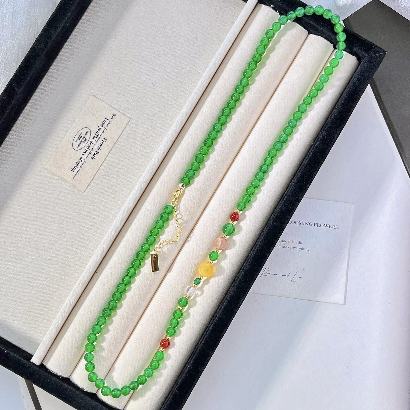 High Quality Ice Penetrating Emperor Green Chalcedony Beeswax Design Sweater Chain Necklace Collarbone Chain