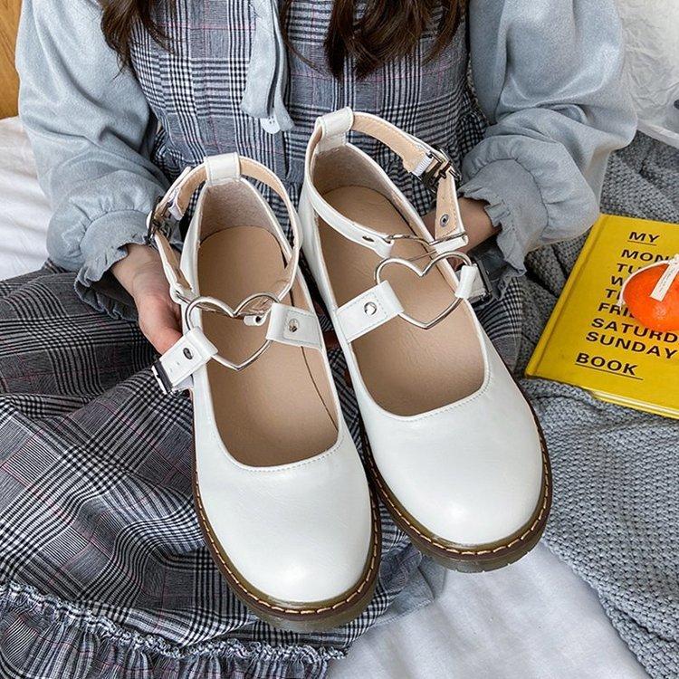 Shallow mouth round head student small leather shoes Harajuku Lolita shoes flat-soled buckle single shoes