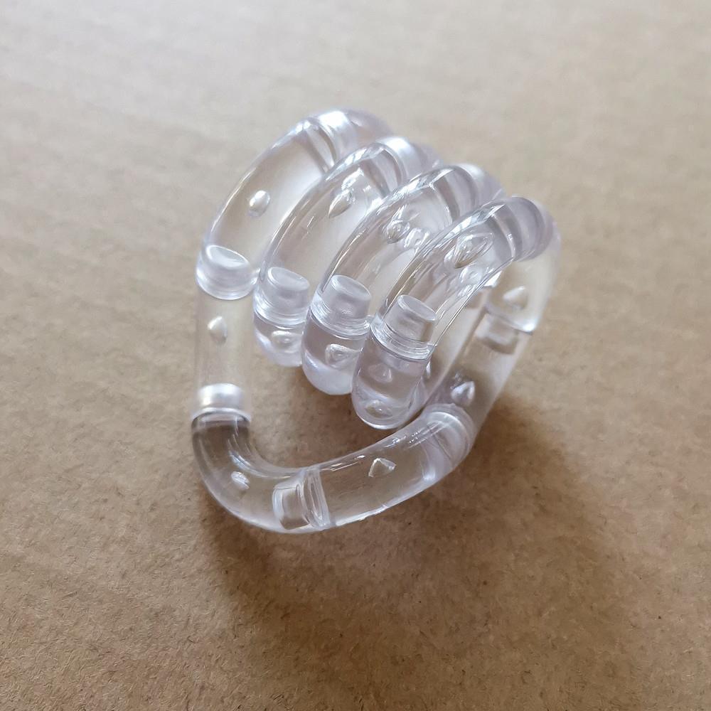 Seven-color Twisty Toy: Stress-relief, Finger Exercise, Relaxation, and Concentration Tool for Kids and Babies.