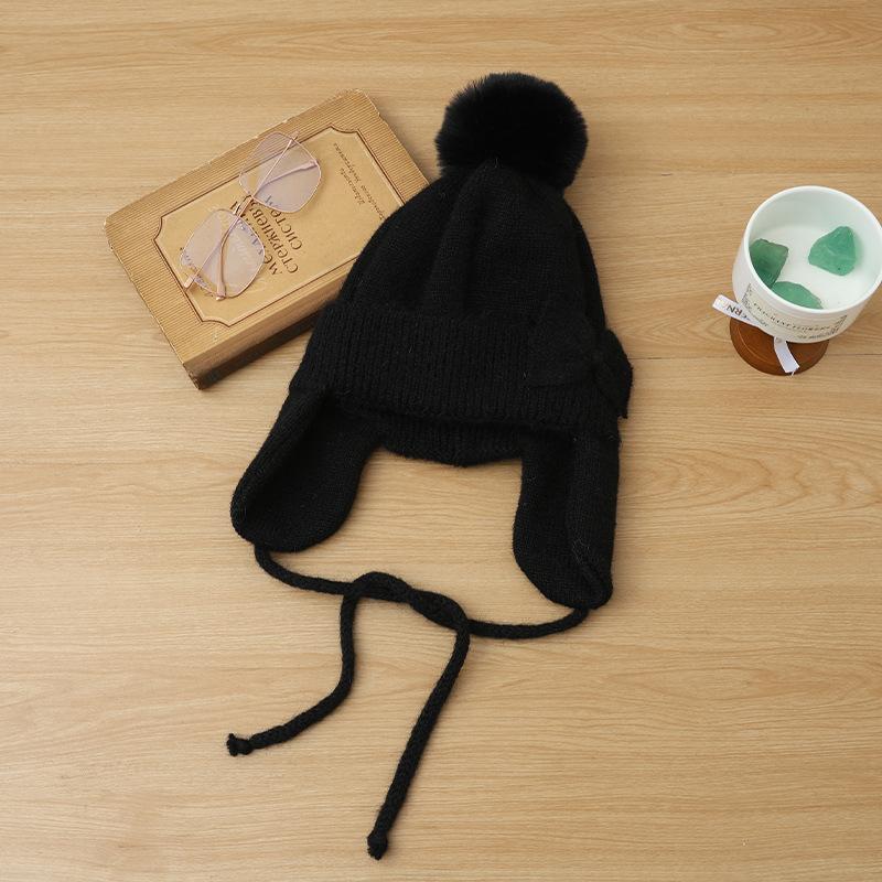 Hat women's autumn and winter cute hairball knitted wool hat thickened ear protection warm fashionable versatile